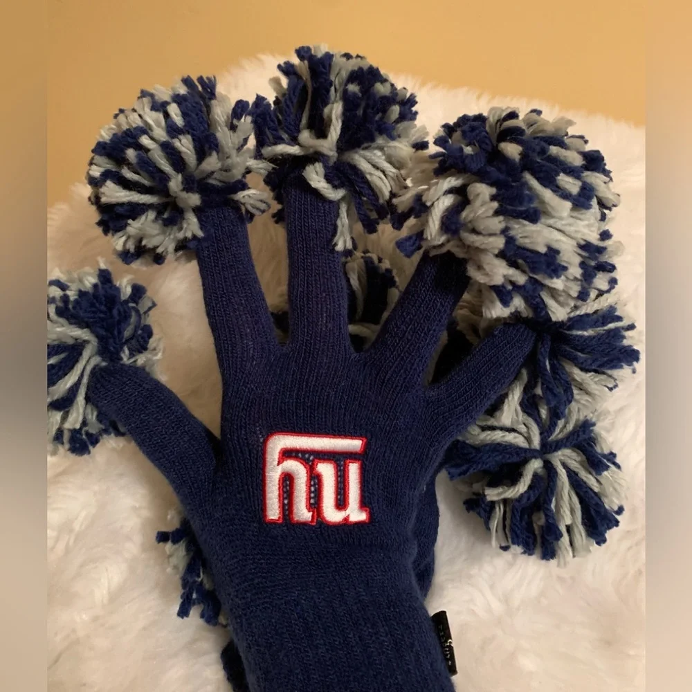 WinCraft 95% acrylic Spirit Fingerz blue NY Giants lightweight knit gloves NWT